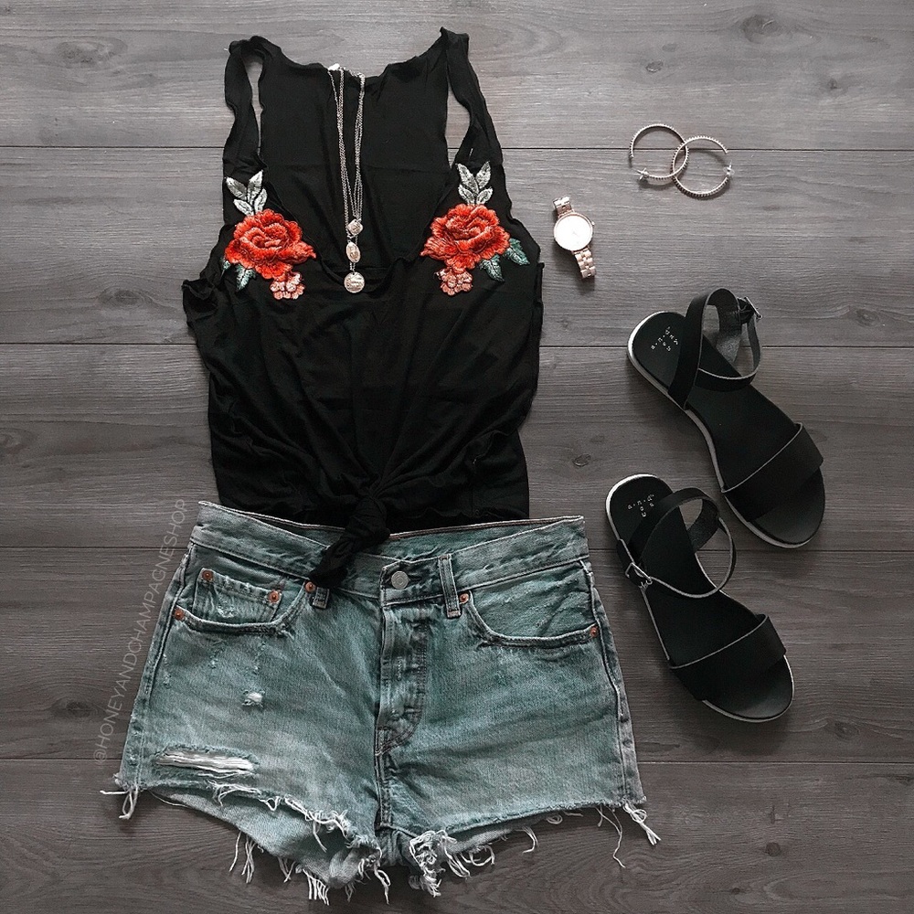 “Bookie” Rose Embroidered Tank Top // Black - Picture 2 of 4